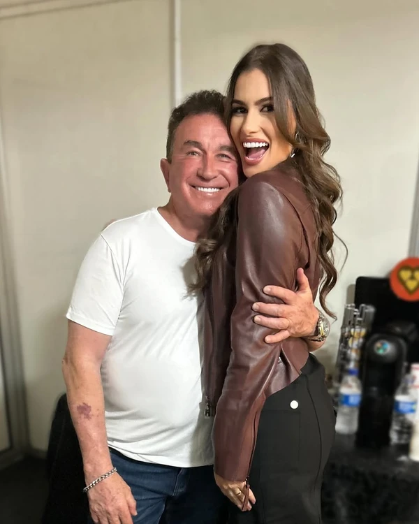 Calita Franciele e Amado Batista por Reprodução/Instagram