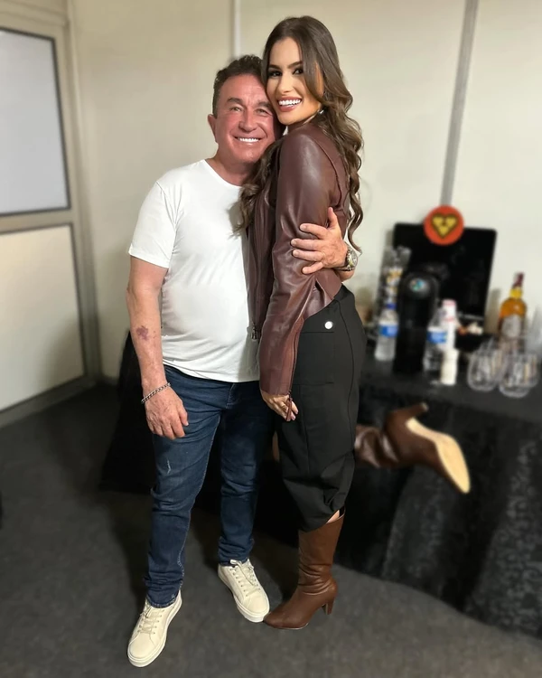 Calita Franciele e Amado Batista por Reprodução/Instagram