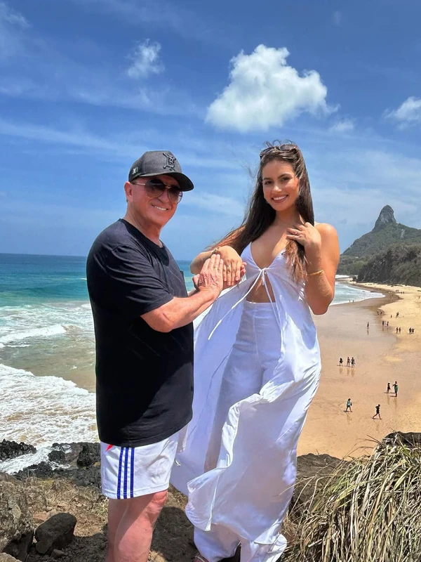Calita Franciele e Amado Batista por Reprodução/Instagram