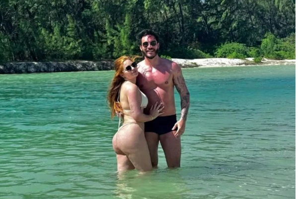 Casal fez viagem recente juntos