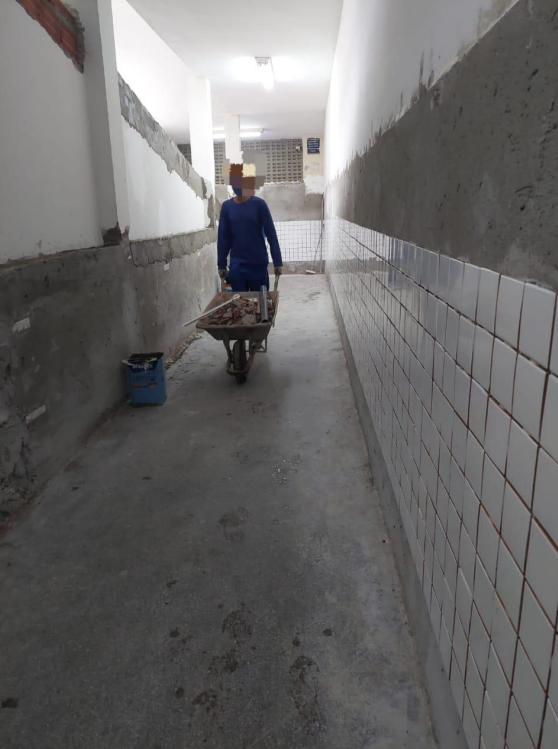 Obras causam transtornos em colégio estadual de Salvador por Reprodução