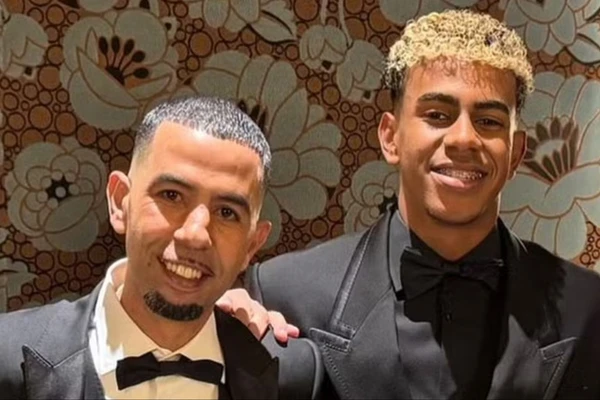 Pai com Lamine Yamal