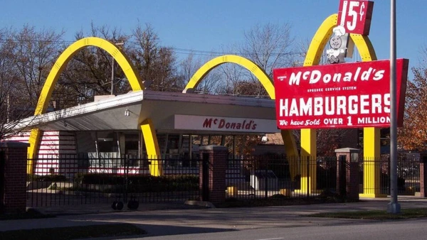 Ray Kroc transformou a marca em império global com a ideia dos irmãos McDonald 