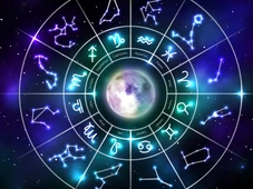 Imagem - Outubro começa com dinheiro surpresa para alguns signos: descubra se você está na lista