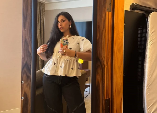 A cantora canadense Alessia Cara por Reprodução/Redes Sociais 