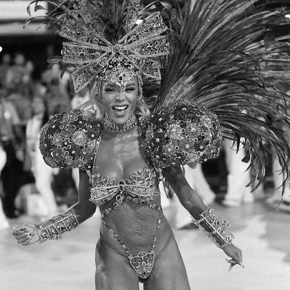 Brunna Gonçalves se despede da Beija-Flor por Reprodução/Instagram