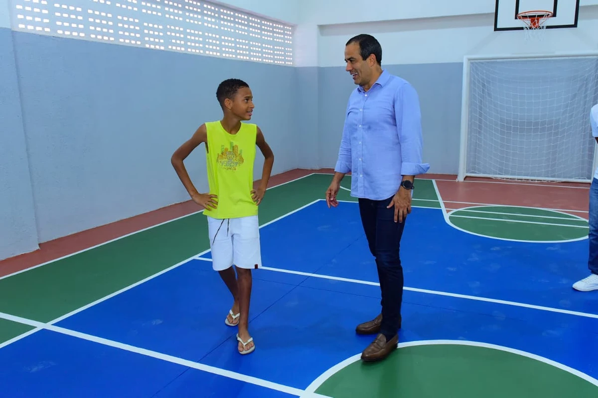 Bruno Reis entregou escola reconstruída em Cosme de Farias por Jefferson Peixoto / Secom PMS
