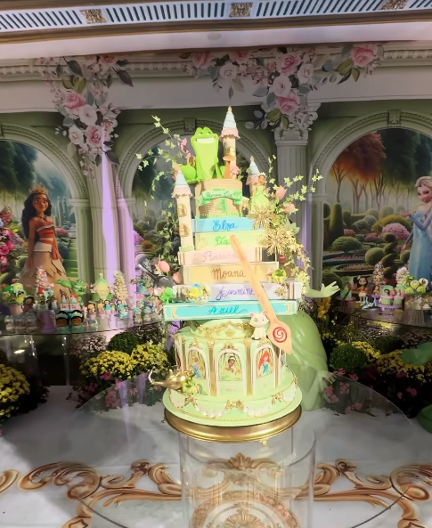 Detalhes da festa de 4 anos de Liz por Reprodução | Redes Sociais