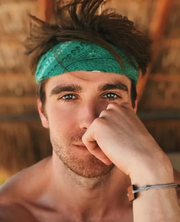 Mike Heslin por Reprodução/Instagram