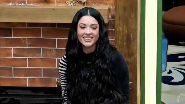 Namora de Belo, Rayane Figliuzzi foi presa por estelionato em 2022  por Reprodução/Record TV