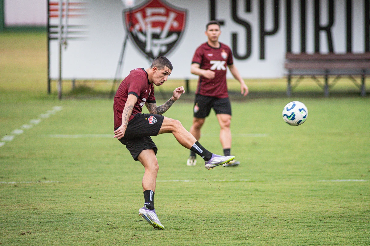 Primeiro treino do Vitória com Jair Ventura no comando  por Victor Ferreira/EC Vitória