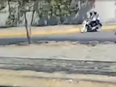 Imagem - Câmera de segurança flagra chegada de atiradores em escola no Ceará; veja