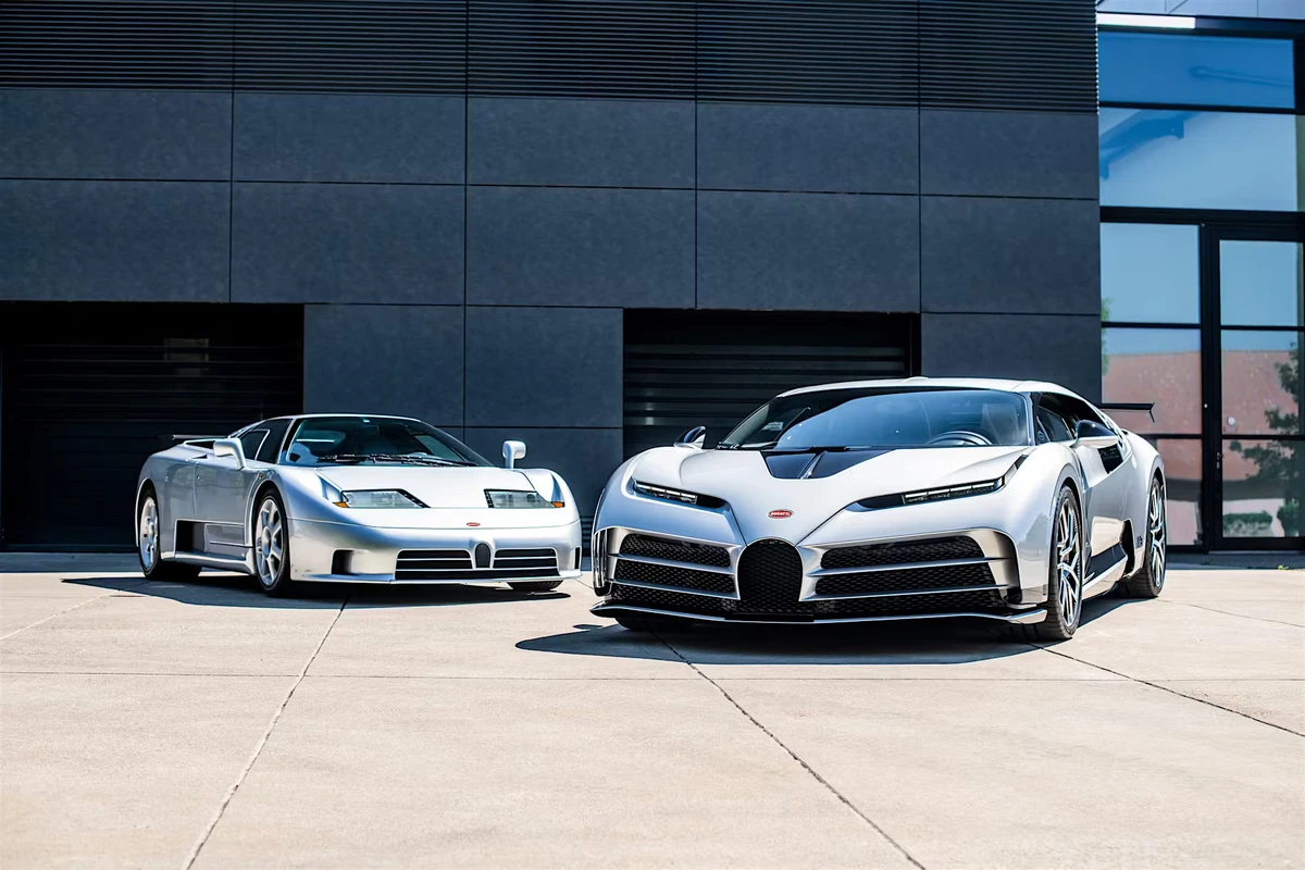 Bugatti Centodieci por Reprodução