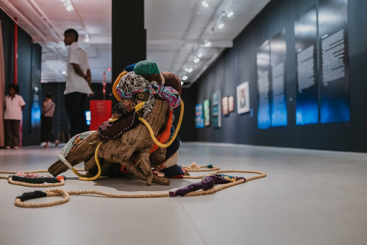 Exposição “Ancestral: Afro-Américas” abre as portas nesta sexta-feira (26), no Muncab por Victor Fernandez