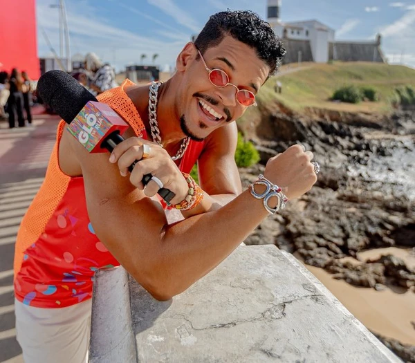 Felipe Velozo por Reprodução