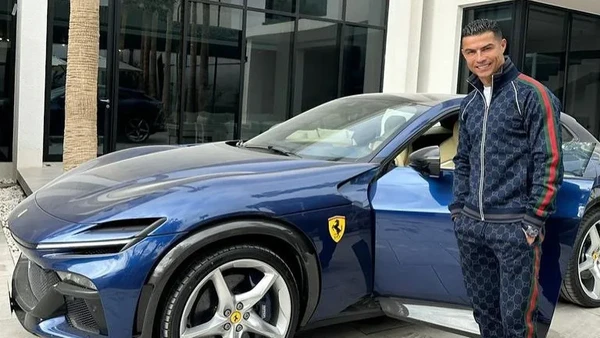 Ferrari Purosangue por Reprodução