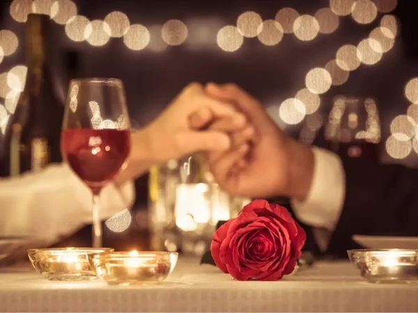 Jantar romântico por Shutterstock