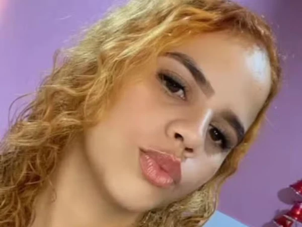Rayza Emanuelle Oliveira Souza por Reproduçaõ