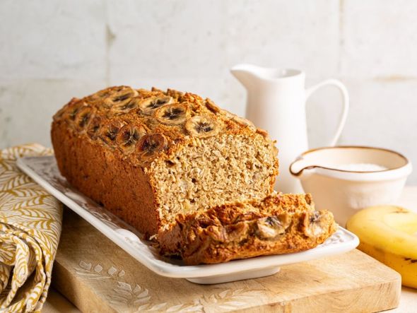 Imagem - 4 receitas de bolo de banana fit para o lanche da tarde