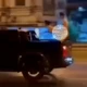 Imagem - Influencer é preso após ser flagrado fazendo sexo na traseira de uma caminhonete em movimento