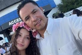 Paloma Nicole Arellano Escobedo, de 14 anos e Carlos Arellano, pai da menina por Reprodução/redes sociais