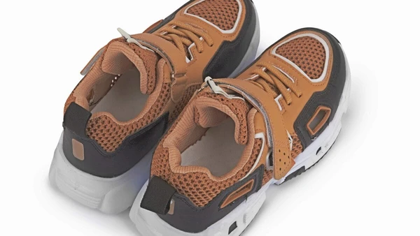 Tênis 'doce de leite' por Reprodução