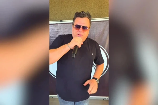 Américo D’tulio Oliveira de Carvalho, conhecido como Bill da dupla com Billy, morreu em Rio Preto (SP) por Reprodução/Redes Sociais 
