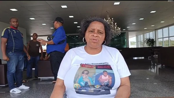 Enterrado jovem autista morto em operação da Rondesp em Rio Sena por Bruno Wendel/CORREIO