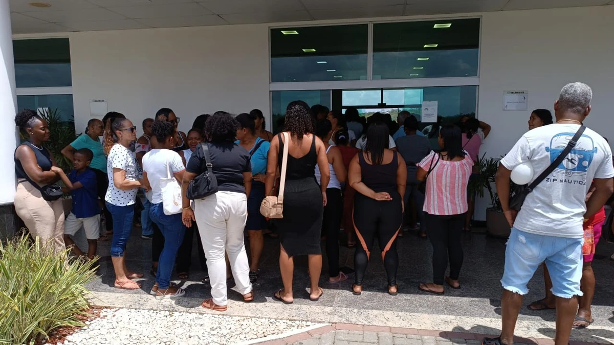Enterrado jovem autista morto em operação da Rondesp em Rio Sena por Bruno Wendel/CORREIO