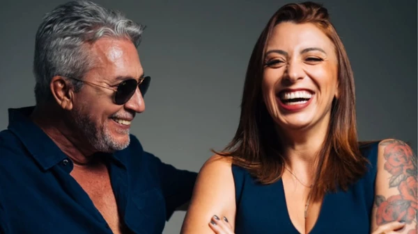 Rivo e a nova namorada por Reprodução