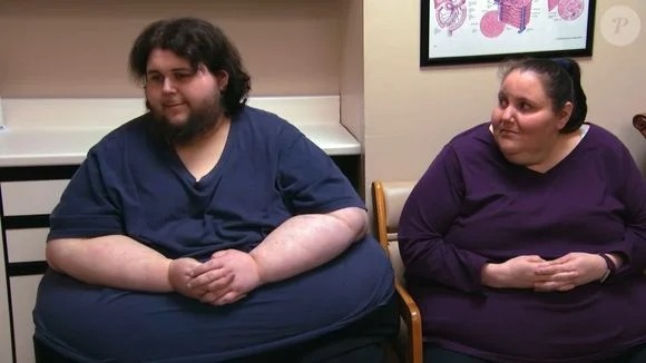 Seguindo a orientação médica, Tommy adotou uma dieta de déficit calórico e passou por acompanhamento psicológico por Reprodução/Record