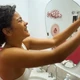 Imagem - FOTOS: veja como é por dentro o apartamento de Bella Campos, a Maria de Fátima em 'Vale Tudo'