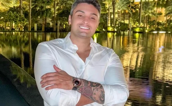 Gabriel Spalone tem 29 anos e é empresário e influenciador digital 