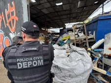 Imagem - Ferro-velho é alvo de operação contra furtos e roubos em Salvador