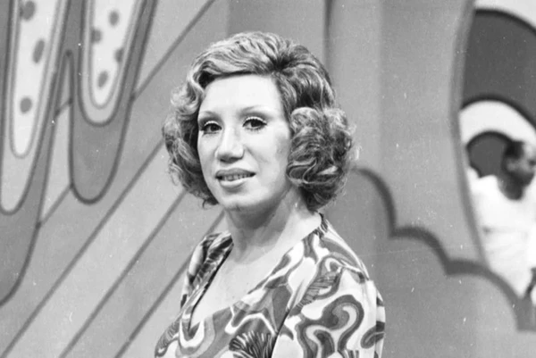 Berta Loran, ícone do humor brasileiro, morre aos 99 anos por Reprodução
