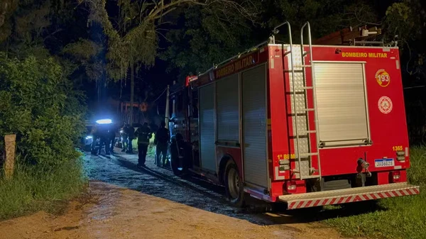 Bombeiros socorreram