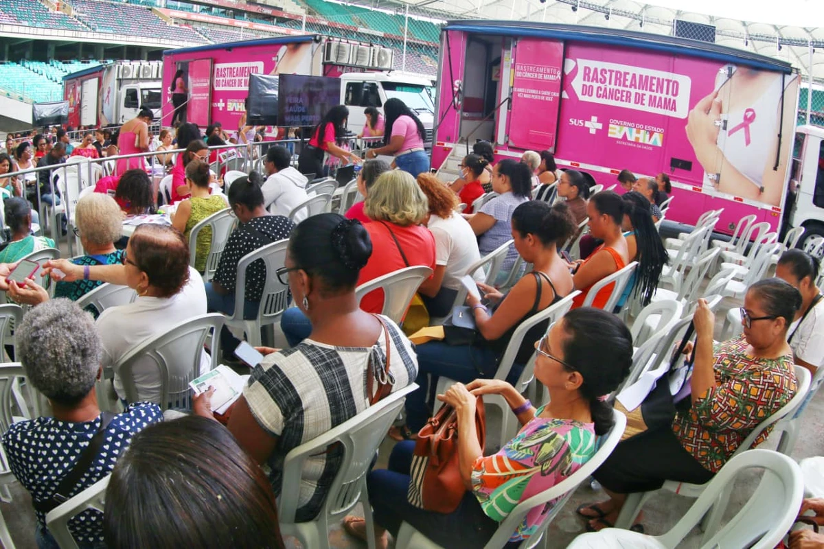 Governo do Estado abre Outubro Rosa com oferta de mamografias por  Leonardo Rattes / Saúde GovBA