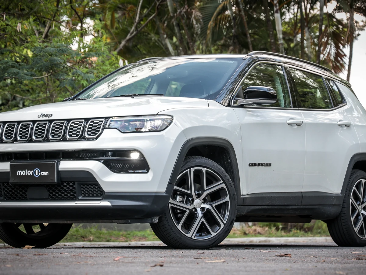 JEEP/COMPASS LIMITED	 tem lances a partir de R$ 20.000,00 por Reprodução