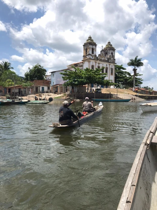 Pescadores no Vale do Iguape por Arquivo Votorantim Cimentos