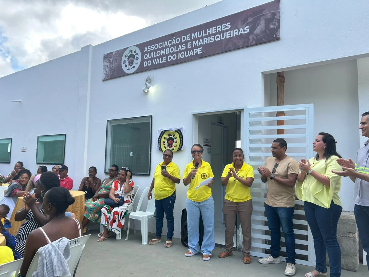 Marisqueiras comemoram inauguração da nova unidade por Arquivo Votorantim Cimentos