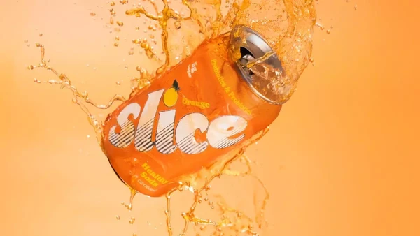 Refrigerante Slice por Reprodução