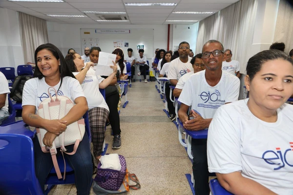 Sala de aula da EJA SESI | por Wilson Sabadin/Coperphoto/Sistema FIEB