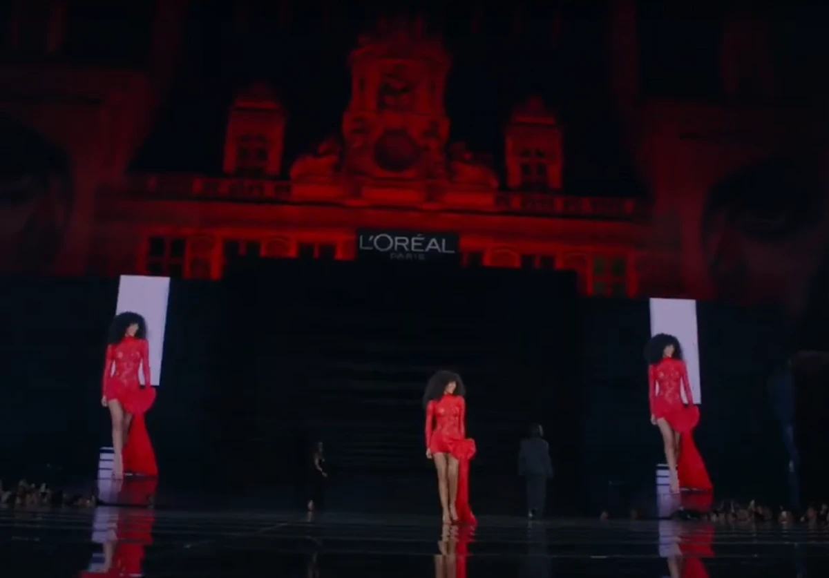 Taís Araujo na abertura da Semana de Moda de Paris por Reprodução / Youtube