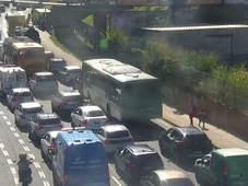 Imagem - Acidente deixa um ferido e trânsito congestionado na Avenida Bonocô
