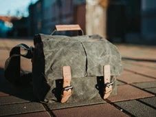 Imagem - Entregador encontra bolsa cheia de dinheiro e mobiliza moradores para devolver a vendedor de frutas: 'Me coloquei no lugar dele'