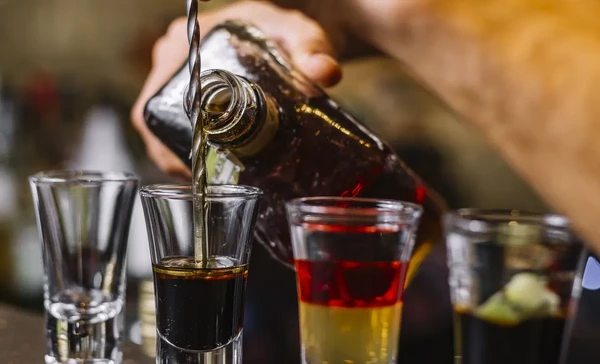 Bebidas alcoólicas contaminadas com metanol causaram a morte de três pessoas