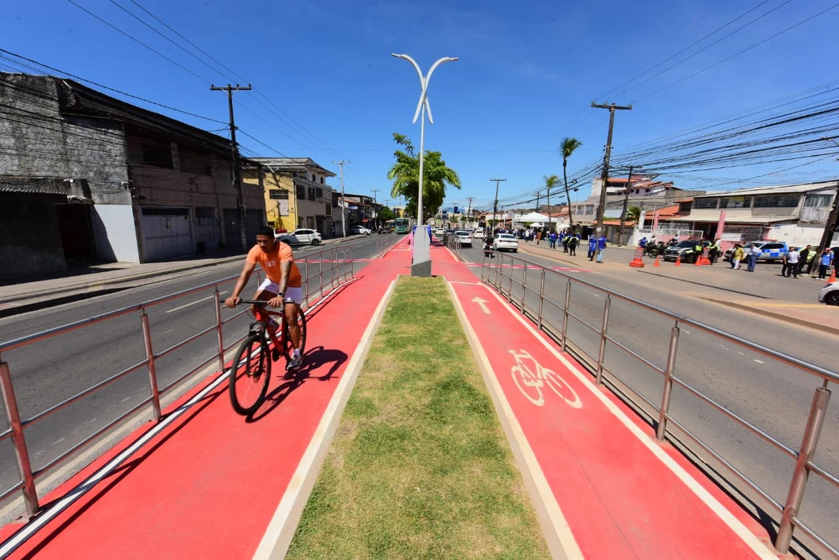  requalificação da Av. Dorival Caymmi
