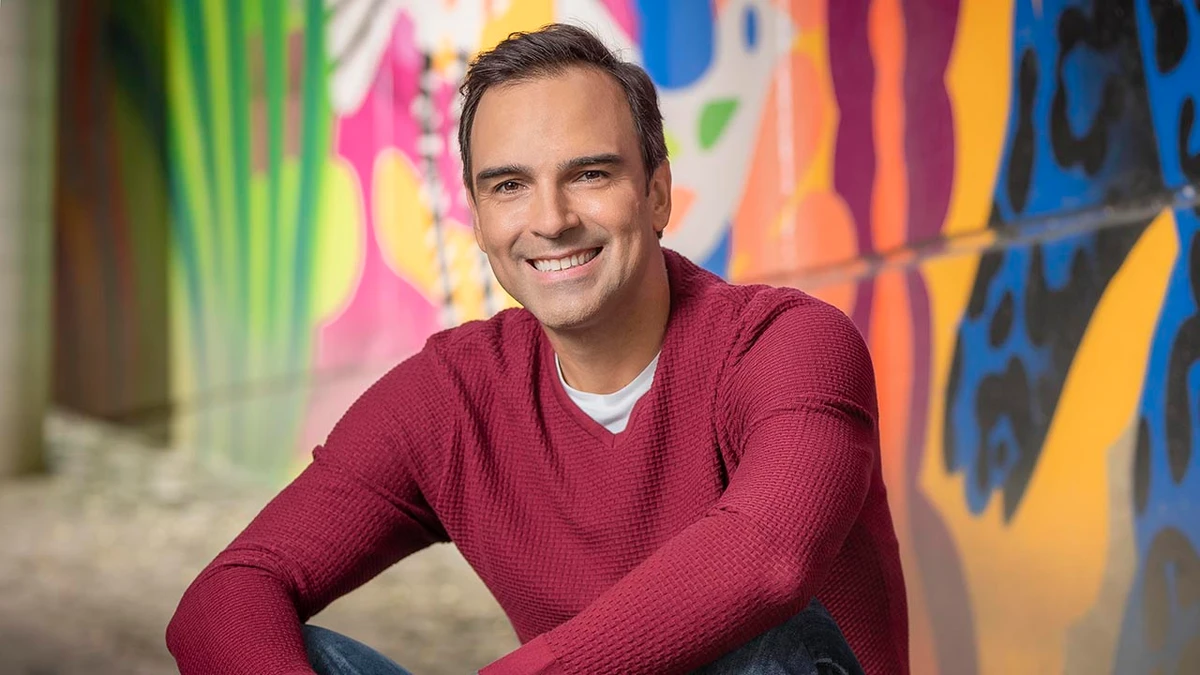 Tadeu Schmidt apresenta o Big Brother Brasil por Divulgação/TV Globo