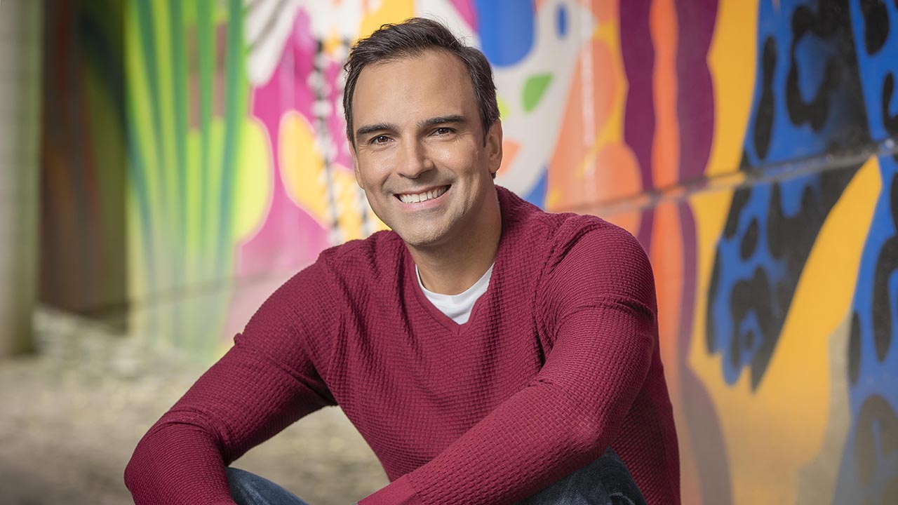 Tadeu Schmidt apresenta o Big Brother Brasil por Divulgação/TV Globo