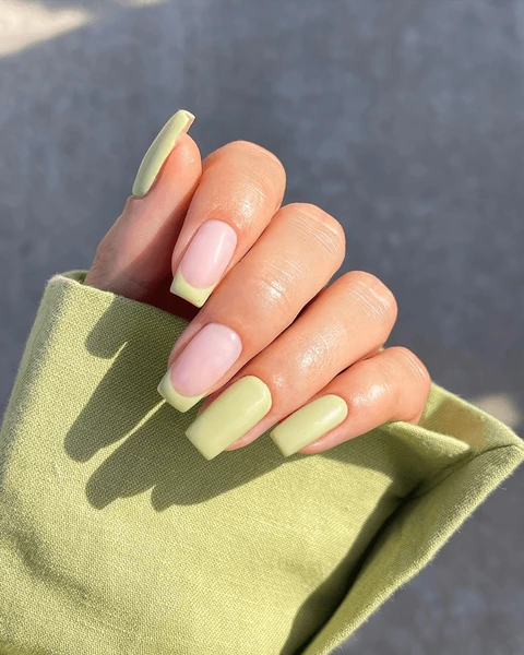 Unhas quadradas por Reprodução